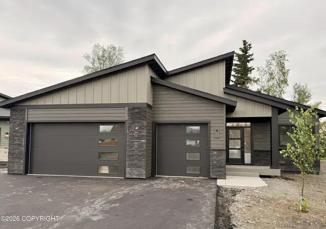 Photo 1 of Single family home for sale at 10040 Zeus Cir, Anchorage, AK 99515 | MLS# 26-3711 | Listing updated on 2026-08-24