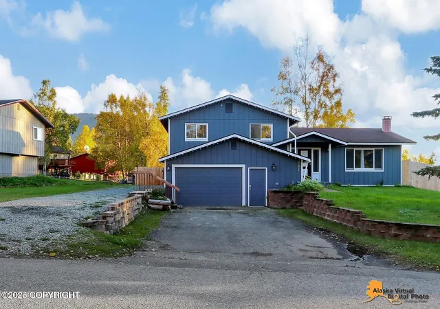 Photo 2 of Sale Pending at 17824 Kantishna Dr, Eagle River, AK 99577 | MLS# 26-8818 | Listing updated on 2026-07-22