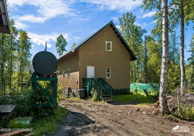 Photo 1 of Single family home for sale at 14357 N Stormybrook Cir, Willow, AK 99688 | MLS# 26-3901 | Listing updated on 2026-07-26