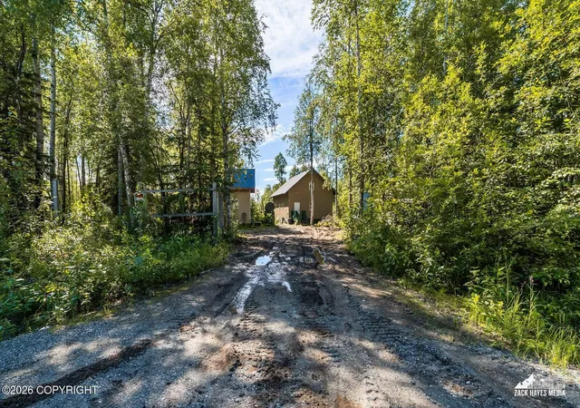Photo 3 of Single family home for sale at 14357 N Stormybrook Cir, Willow, AK 99688 | MLS# 26-3901 | Listing updated on 2026-07-26