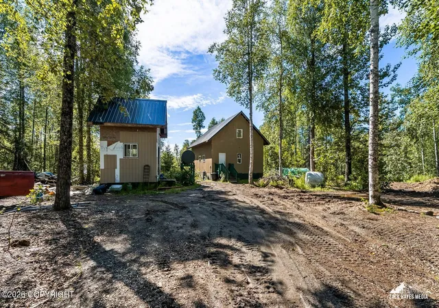 Photo 4 of Single family home for sale at 14357 N Stormybrook Cir, Willow, AK 99688 | MLS# 26-3901 | Listing updated on 2026-07-26