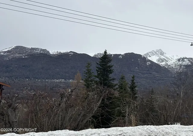 Homes for sale in Eagle River, AK | 19190 Stonehill Dr, Eagle River, AK 99577 | MLS# 26-4379