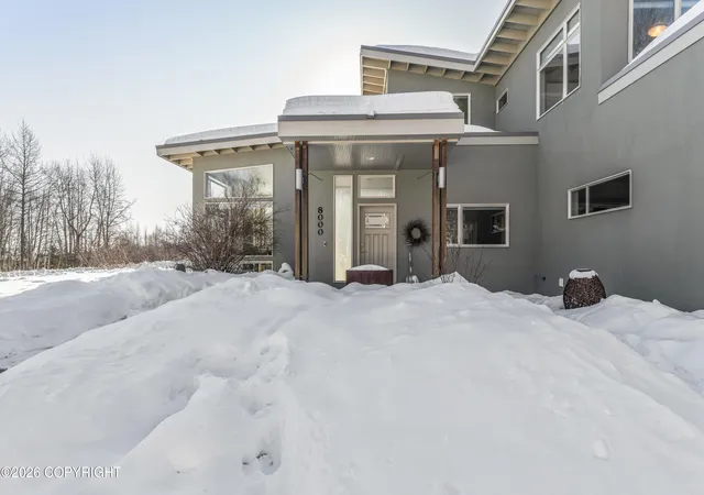 Homes for sale in Anchorage, AK | 8000 Lucy St, Anchorage, AK 99502 | MLS# 26-4100