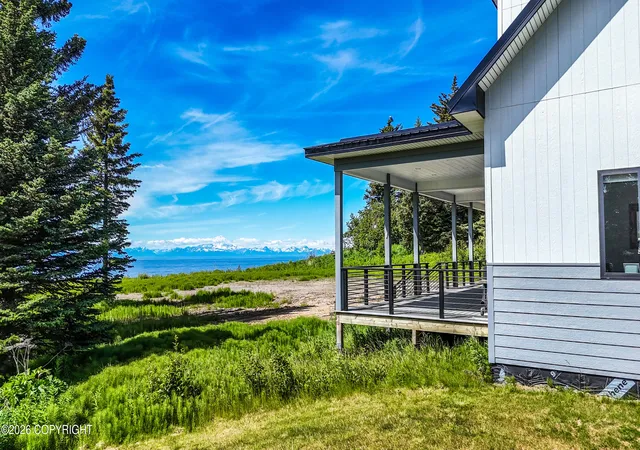 Photo 5 of Single family home for sale at 21585 Sterling Hwy, Ninilchik, AK 99639 | MLS# 26-4203 | Listing updated on 2026-08-21