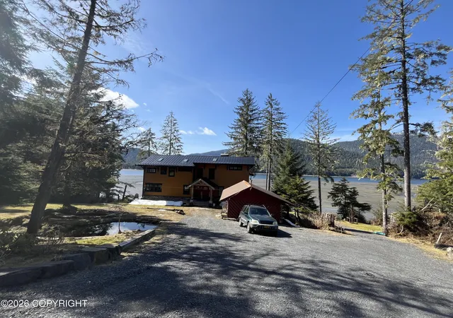 4th image of 894 Mitkof Hwy, Petersburg, AK 99833 | MLS# 26-4871