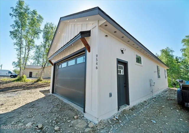 Photo 4 of Single family home for sale at 9546 W Palermo Cir, Wasilla, AK 99623 | MLS# 26-5388 | Listing updated on 2026-09-16
