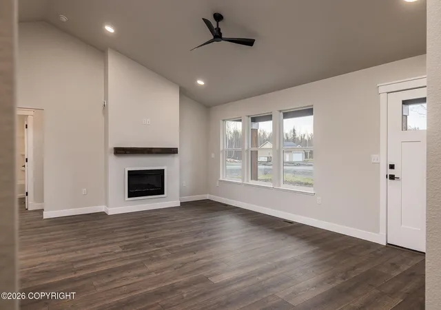 4th image of 10571 E Heartland Loop, Palmer, AK 99645 | MLS# 26-4702