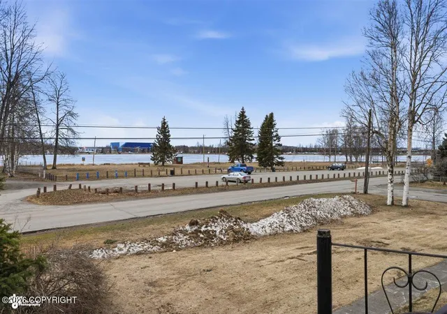 Homes for sale in Anchorage, AK | 3333 Lakeshore Dr #6, Anchorage, AK 99517 | MLS# 26-4796
