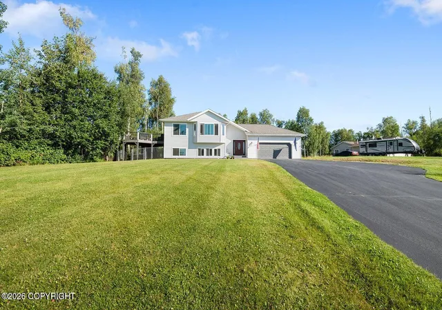 2nd image of 4344 S Pinnacle Peak Dr, Wasilla, AK 99623 | MLS# 26-4825