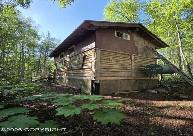 Photo 4 of Single family home for sale at 30387 S Milt Trump St, Talkeetna, AK 99676 | MLS# 26-4921 | Listing updated on 2026-10-09