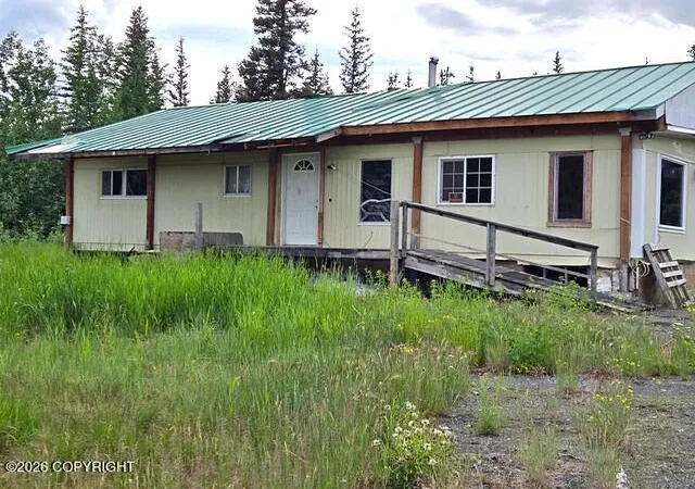Photo 3 of Single family home for sale at 5 Mile Copperville Rd, Glennallen, AK 99588 | MLS# 26-4927 | Listing updated on 2026-09-11