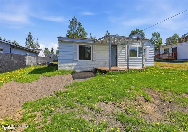 3rd image of 4009 Allan Pl, Anchorage, AK 99508 | MLS# 26-5035