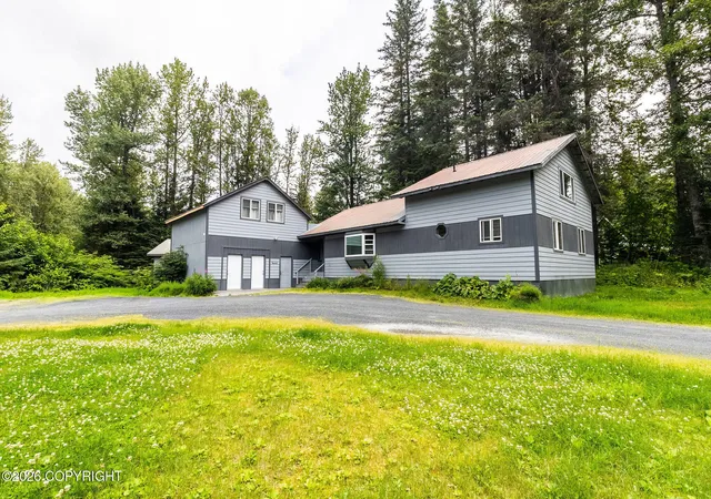 Photo 1 of Single family home for sale at 32470 Moat Way, Seward, AK 99664 | MLS# 26-5141 | Listing updated on 2026-08-06