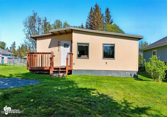 Homes for sale in Homer, AK | 4698 Rochelle Rd, Homer, AK 99603 | MLS# 26-7508