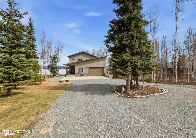 Homes for sale in Willow, AK | 13691 N Willow Lake Dr, Willow, AK 99688 | MLS# 26-5290