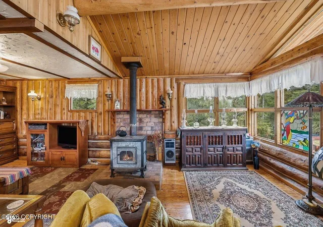 Photo 3 of Single family home for sale at 34186 Green Woods St, Anchor Point, AK 99556 | MLS# 26-6191 | Listing updated on 2026-09-08