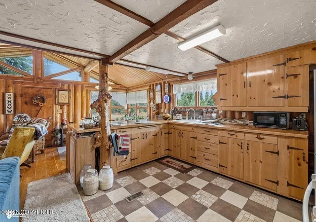 Photo 4 of Single family home for sale at 34186 Green Woods St, Anchor Point, AK 99556 | MLS# 26-6191 | Listing updated on 2026-09-08