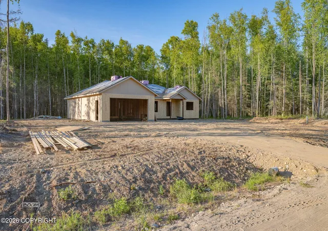 Photo 1 of Single family home for sale at 7671 W Hentila St, Wasilla, AK 99623 | MLS# 26-7642 | Listing updated on 2026-08-20