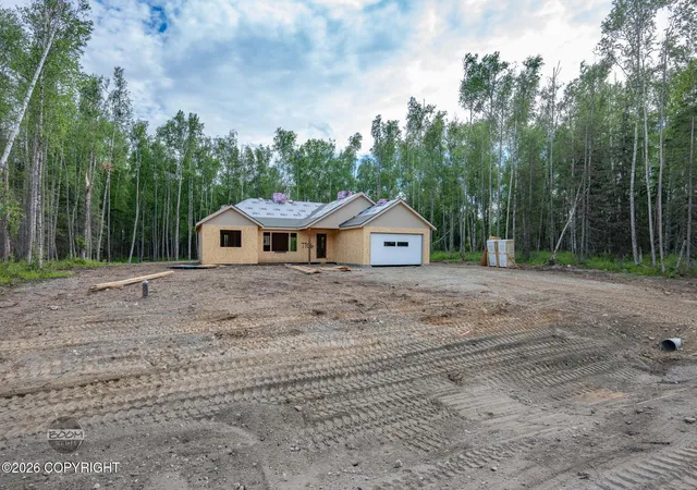 Photo 3 of Sale Pending at 7706 W Hentila St, Wasilla, AK 99623 | MLS# 26-8446 | Listing updated on 2026-08-26