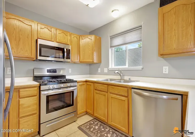 Photo 4 of Single family home for sale at 4042 Sycamore Loop, Anchorage, AK 99504 | MLS# 26-8533 | Listing updated on 2026-07-25