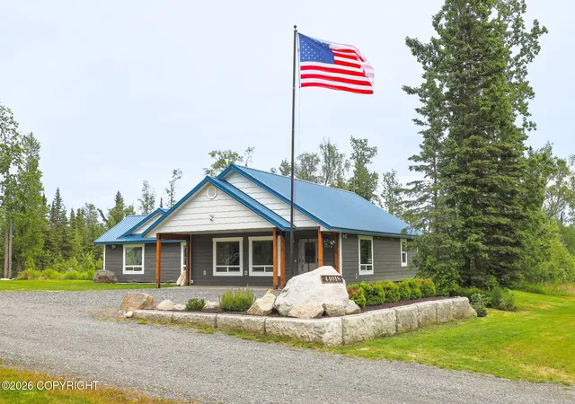 Homes for sale in Soldotna, AK | 44018 Funny River Rd, Soldotna, AK 99669 | MLS# 26-7558