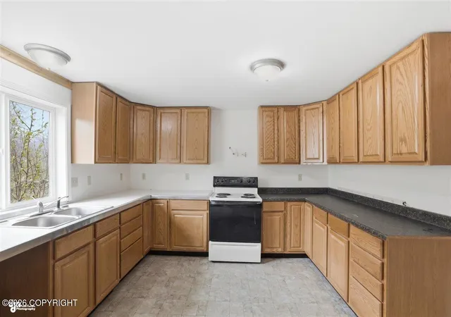 Photo 4 of Sale Pending at 32907 Cirrus Way, Eagle River, AK 99577 | MLS# 26-5720 | Listing updated on 2026-09-03