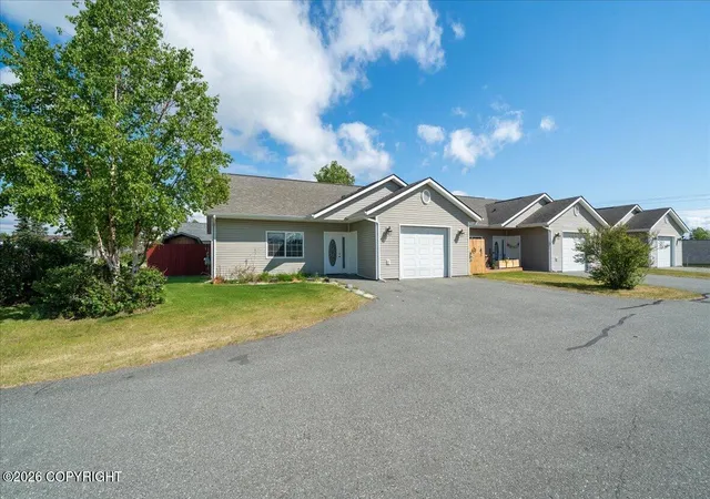Homes for sale in Wasilla, AK | 1303 S Center Point Dr, Wasilla, AK 99654 | MLS# 26-7041