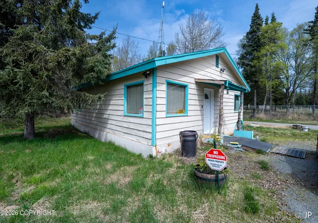Homes for sale in Kenai, AK | 504 Mission Ave, Kenai, AK 99611 | MLS# 26-6423