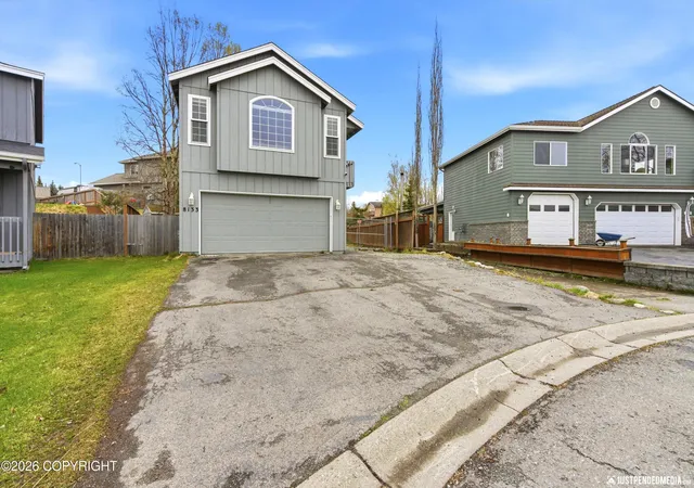 Homes for sale in Anchorage, AK | 8133 Sandy Cir, Anchorage, AK 99507 | MLS# 26-6152