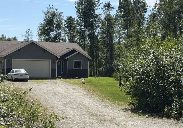 Photo 2 of Single family home for sale at 6357 S Slipstream Cir, Wasilla, AK 99623 | MLS# 26-8815 | Listing updated on 2026-08-03