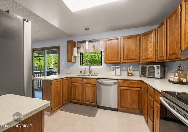 Homes for sale in Anchorage, AK | 6941 Viburnum Dr, Anchorage, AK 99507 | MLS# 26-6128