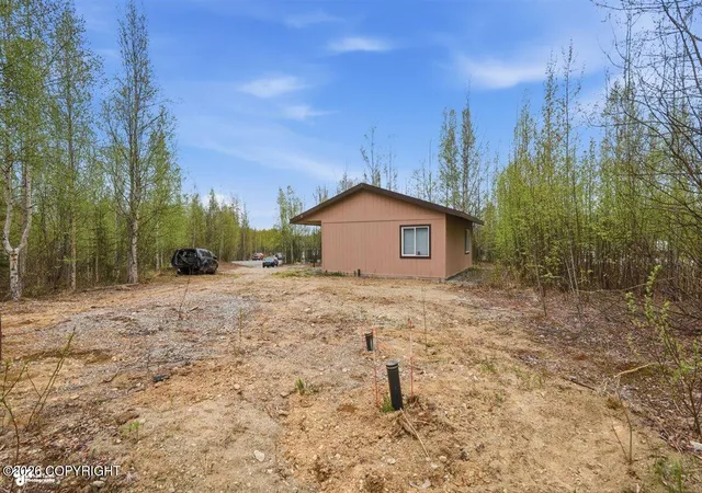 Homes for sale in Big Lake, AK | 1636 N Beaver Lake Rd, Big Lake, AK 99652 | MLS# 26-6089