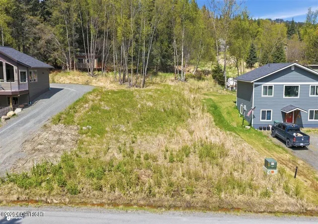 Homes for sale in Homer, AK | 1080 Nelson Ave, Homer, AK 99603 | MLS# 26-6388