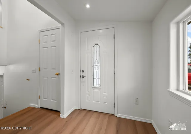 Photo 3 of Sale Pending at 4236 Irene Dr, Anchorage, AK 99504 | MLS# 26-9577 | Listing updated on 2026-09-05
