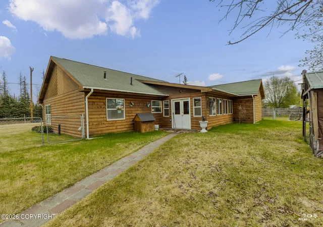 Homes for sale in Soldotna, AK | 377 W Marydale Ave, Soldotna, AK 99669 | MLS# 26-6242