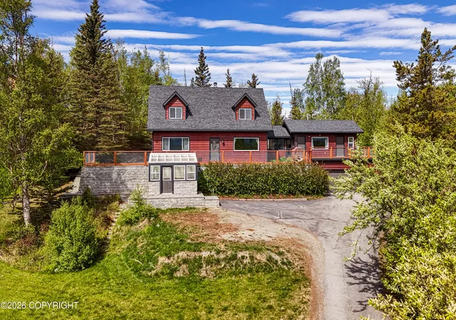 Photo 1 of Sale Pending at 3825 E Palmdale Dr, Wasilla, AK 99654 | MLS# 26-6483 | Listing updated on 2026-07-06