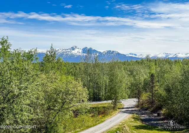 Photo 2 of Sale Pending at 3825 E Palmdale Dr, Wasilla, AK 99654 | MLS# 26-6483 | Listing updated on 2026-07-06