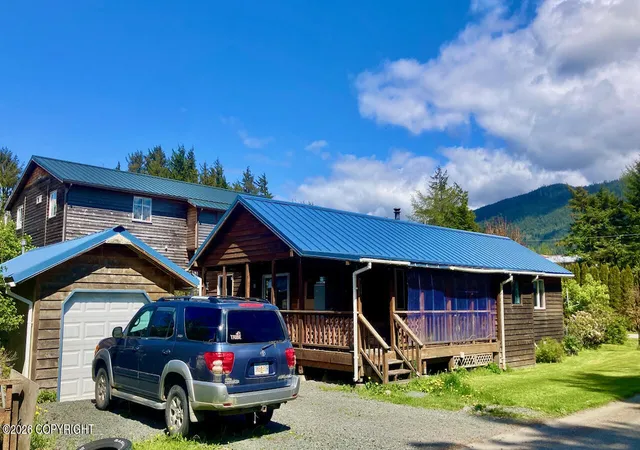 Homes for sale in Craig, AK | 704 Main St, Craig, AK 99921 | MLS# 26-6301