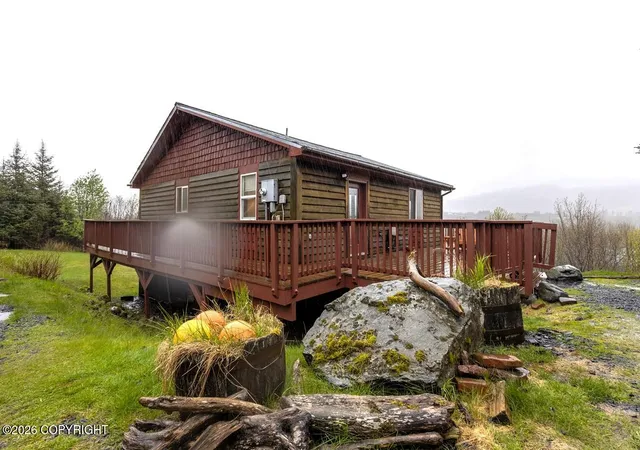 Homes for sale in Kodiak, AK | 11960 Bells Flats Rd, Kodiak, AK 99615 | MLS# 26-6390
