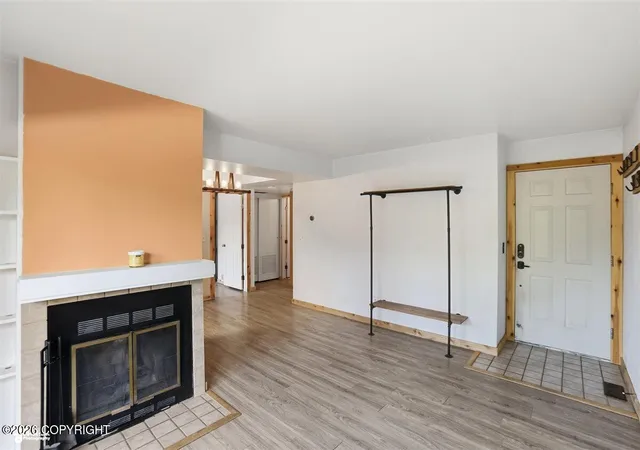 2nd image of 7436 Foxridge Wy #4A, Anchorage, AK 99518 | MLS# 26-6358