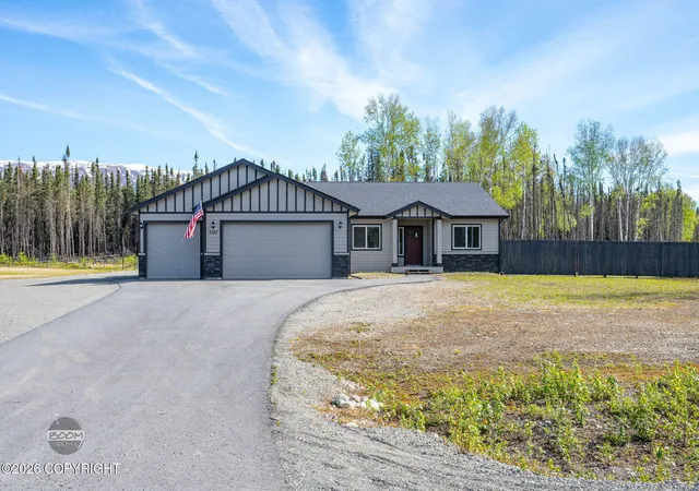 Photo 1 of Single family home for sale at 5327 N Suslositna St, Wasilla, AK 99654 | MLS# 26-6426 | Listing updated on 2026-09-11