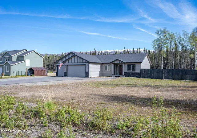 Photo 3 of Single family home for sale at 5327 N Suslositna St, Wasilla, AK 99654 | MLS# 26-6426 | Listing updated on 2026-09-11