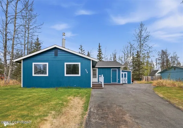 Homes for sale in Soldotna, AK | 238 Crest Dr, Soldotna, AK 99669 | MLS# 26-6442