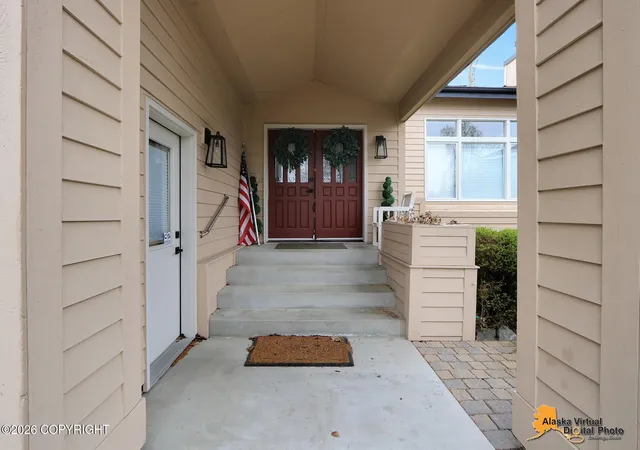 3rd image of 3370 Whiteney Cir, Anchorage, AK 99516 | MLS# 26-6494
