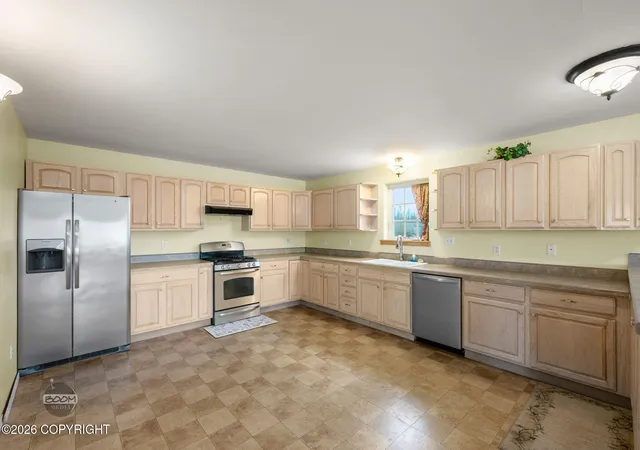 Photo 3 of Single family home for sale at 8681 W Gus's Ct, Wasilla, AK 99623 | MLS# 26-6507 | Listing updated on 2026-09-28