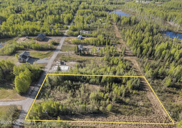 2nd image of 1279 Atigun St, North Pole, AK 99705 | MLS# 26-6711