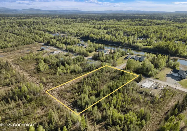 4th image of 1279 Atigun St, North Pole, AK 99705 | MLS# 26-6711
