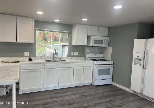 Homes for sale in Anchorage, AK | 2221 Muldoon Rd #524, Anchorage, AK 99504 | MLS# 26-6604