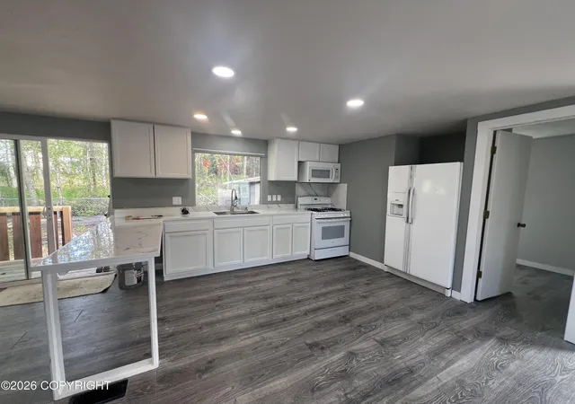 Homes for sale in Anchorage, AK | 2221 Muldoon Rd #524, Anchorage, AK 99504 | MLS# 26-6604