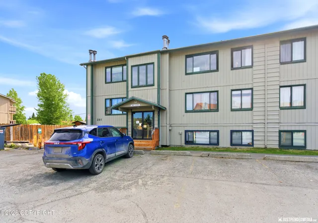 Homes for sale in Anchorage, AK | 221 Mccarrey St #11-2B, Anchorage, AK 99508 | MLS# 26-6929